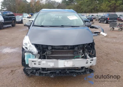 2012 Toyota Prius V Three из США, поврежденный, VIN JTDZN3EU9C3054065